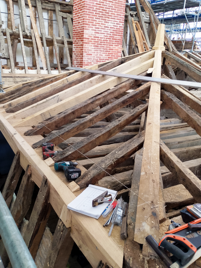 couvreur charpente bcp charpente jouy le chatel